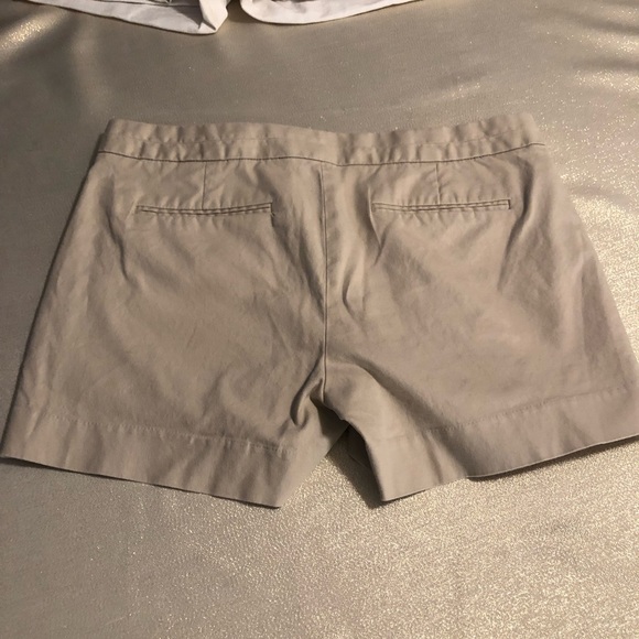 Banana Republic shorts - Picture 2 of 4